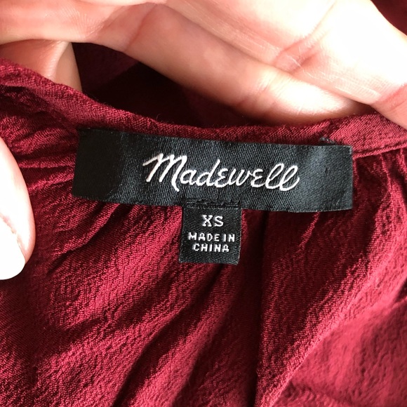 Madewell | Memory Keyhole Gauze Tank Top - Picture 3 of 6